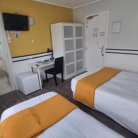 Hotel Du Tricastin Пьерлат Экстерьер фото